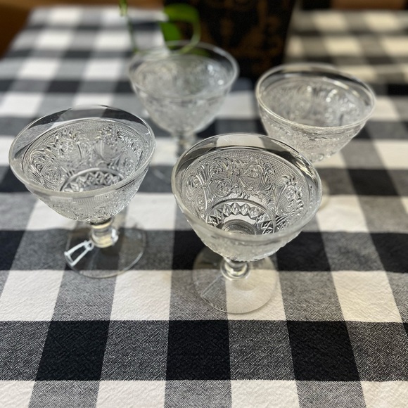 4 - Sandwich Clear Champagne Glasses by Duncan Miller - Picture 2 of 6